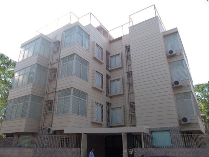 Oyo 16703 Hotel The Platinum 콜카타 외부 사진